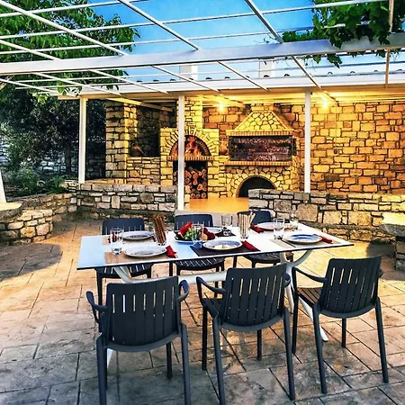 Avra - With Private Pool *